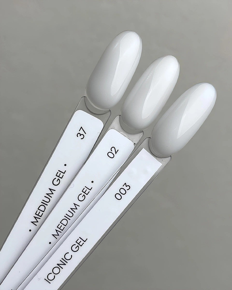 Gel Dark Medium №02 (ohne Pinsel), 15 ml