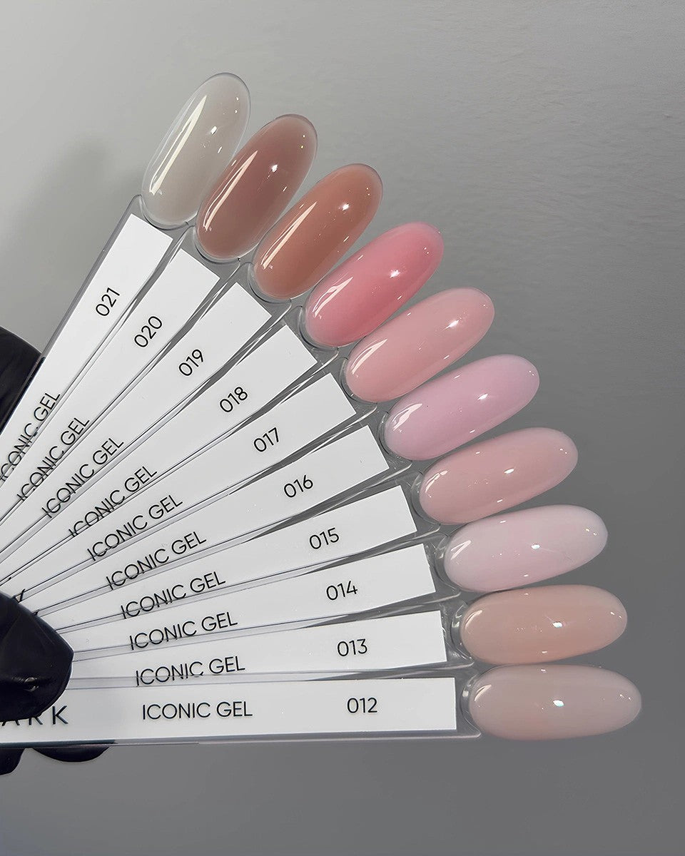 Gel Dark Iconic 18, 15 ml